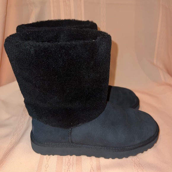 UGG Black Winter Boots - Picture 9 of 11